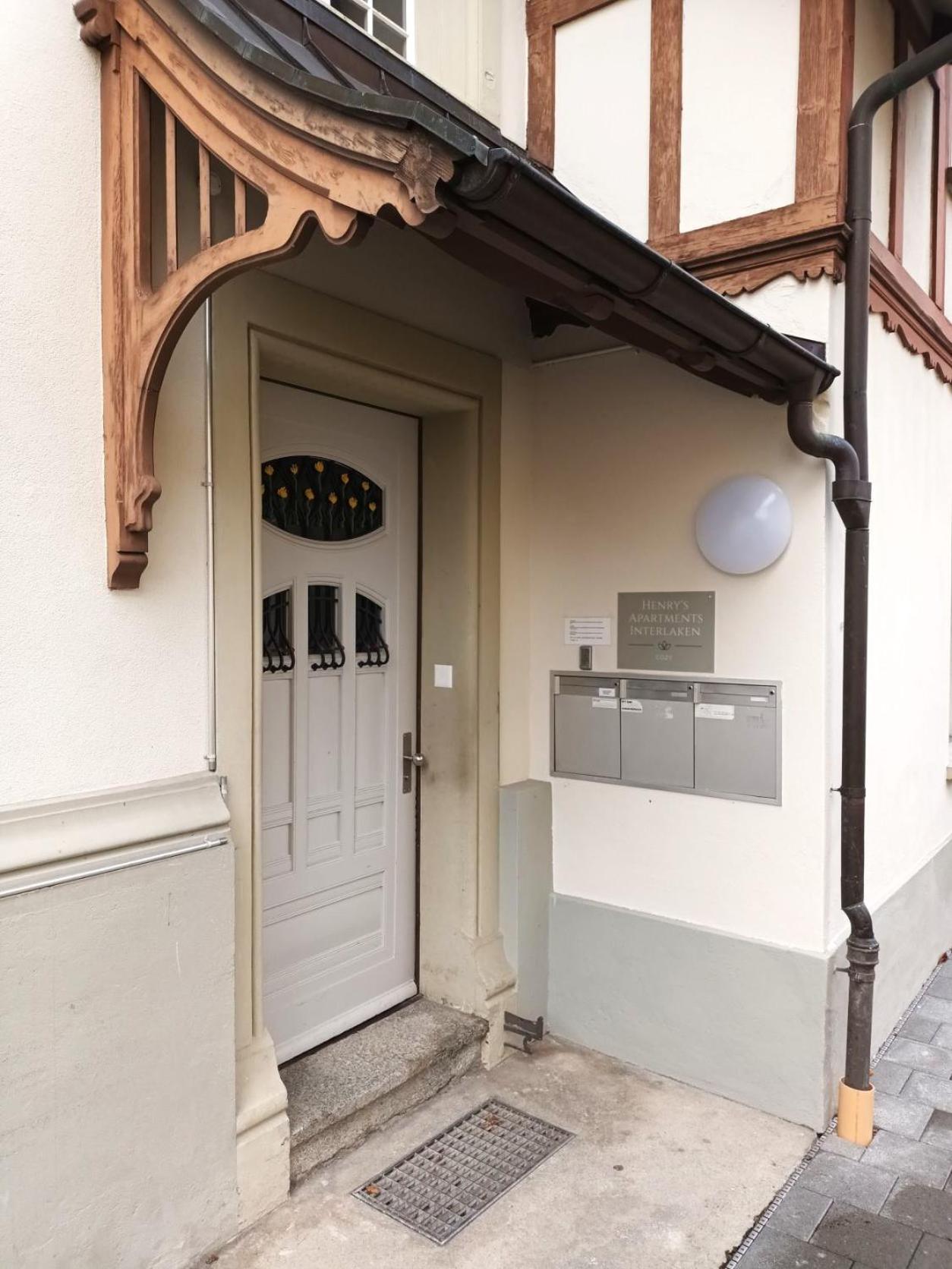 Henry'S Apartments Інтерлакен Екстер'єр фото